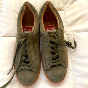 Faux Suede Green Sneakers size 12